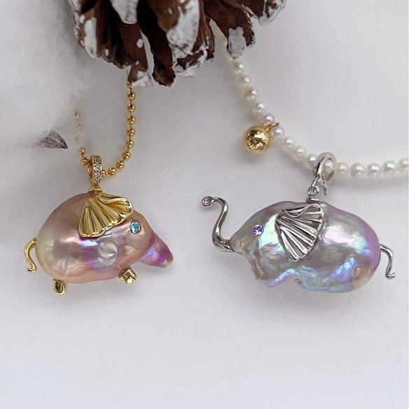 Wholesale Jewelry Retro Animal Zodiac Style Copper Titanium Steel Clown Fish Goldfish Pendant Necklace With Electroplating