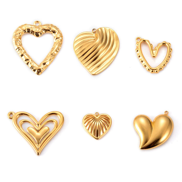 Wholesale Jewelry Retro Art Embossed Hollow Love Stainless Steel Peach Heart Pendant 18K Gold Plated