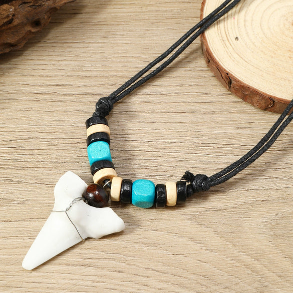 Wholesale Jewelry Retro Bohemian Wooden Beads Shell Pendant Shark Teeth Handmade Necklace