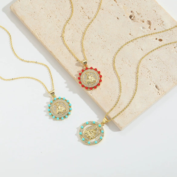Wholesale Jewelry Retro Discshaped Geometric Copper Mixed Gemstone Setting Inlaid Pearl Electroplating Pendant Clavicle Chain Necklace For Women