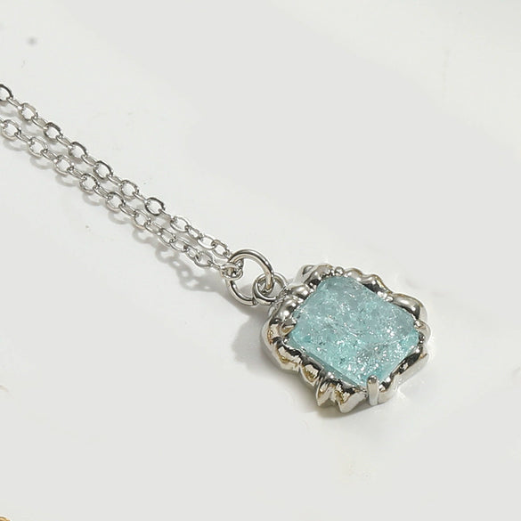 Wholesale Jewelry Retro Geometric Oval Pendant Copper Necklace With Mixed Gemstone Setting And Electroplating