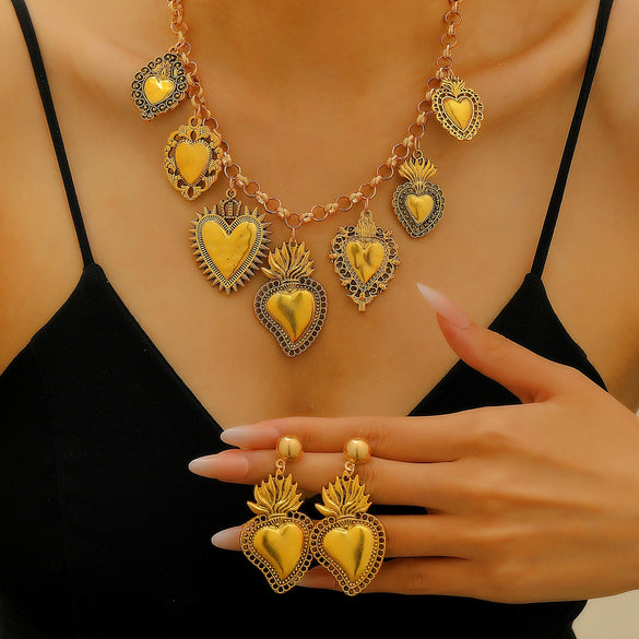 Wholesale Jewelry Retro Personality Sacred Heart Alloy Pendant Necklace And Earrings With Electroplating