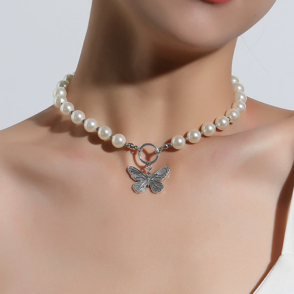 Wholesale Jewelry Retro Style Butterfly Alloy Pendant Jewelry With Electroplating For Women