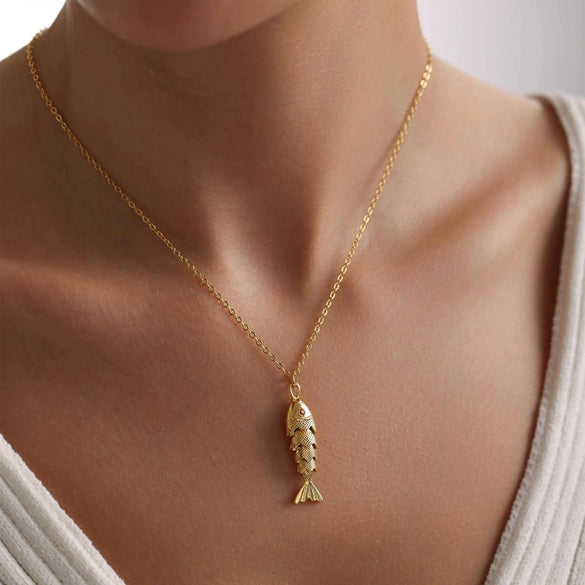 Wholesale Jewelry Retro Style Fish Koi Copper Zirconia Electroplating Pendant Necklace For Women