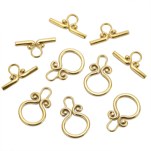 Wholesale Jewelry Retro Style Flower Pattern Stainless Steel Obuckle Necklace And Bracelet With Electroplating