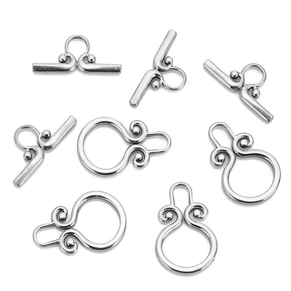 Wholesale Jewelry Retro Style Flower Pattern Stainless Steel Obuckle Necklace And Bracelet With Electroplating
