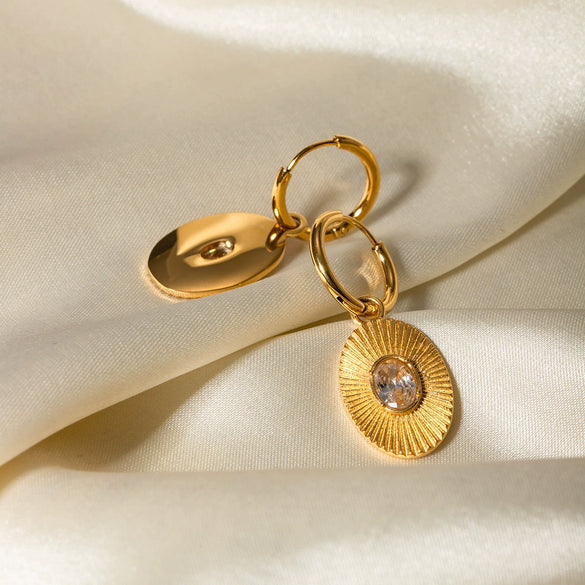 Wholesale Jewelry Retro Style Oval Coin Titanium Steel Inlaid White Diamond Pendant Earrings For Women