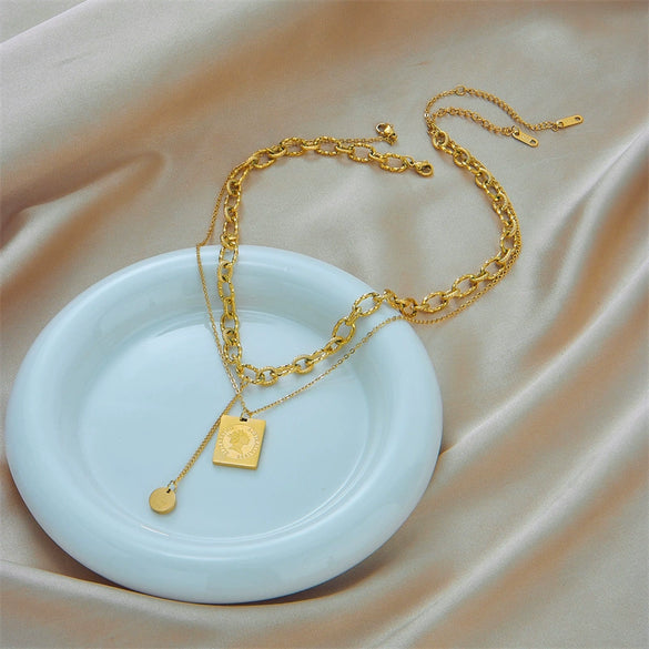 Wholesale Jewelry Retro Style Square Geometric Titanium Steel Electroplated Pendant Necklace For Women
