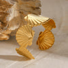 Wholesale Jewelry Retro Style Stainless Steel Scallop Opening Bracelet With Electroplating