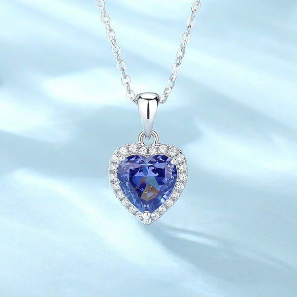 Wholesale Jewelry S925 Silver Heartshaped High Carbon Diamond Pendant Necklace