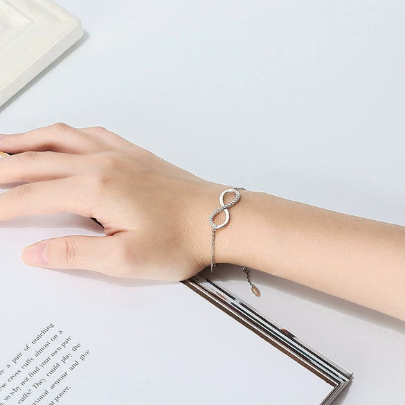 Wholesale Jewelry S925 Sterling Silver Adjustable Bracelet With Diamond 8 Word Symbol Geometric Cartoon Style Electroplated
