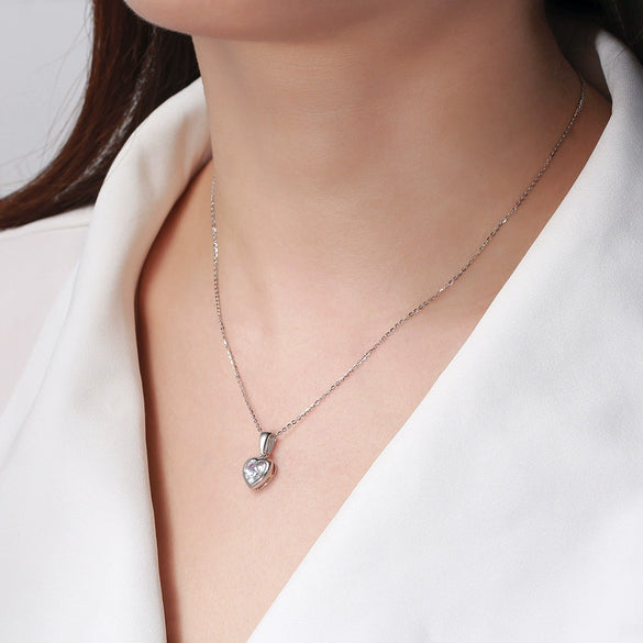 Wholesale Jewelry S925 Sterling Silver Geometric Heart Clavicle Necklace For Girls With Polishing Treatment