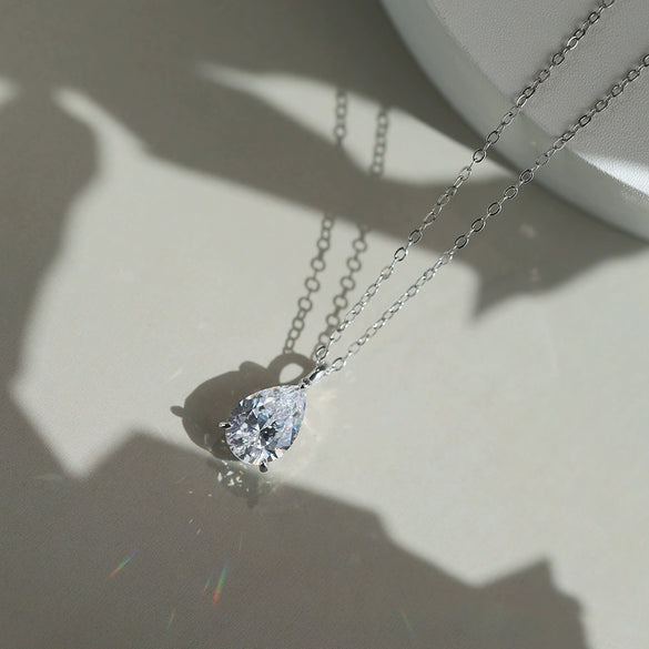 Wholesale Jewelry S925 Sterling Silver Necklace Light Luxury Geometric Zircon Electroplated Dropshaped Pendant Necklace For Women