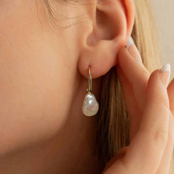Wholesale Jewelry S925 Sterling Silver Pearl Earrings Baroque Geometric Style Electroplating