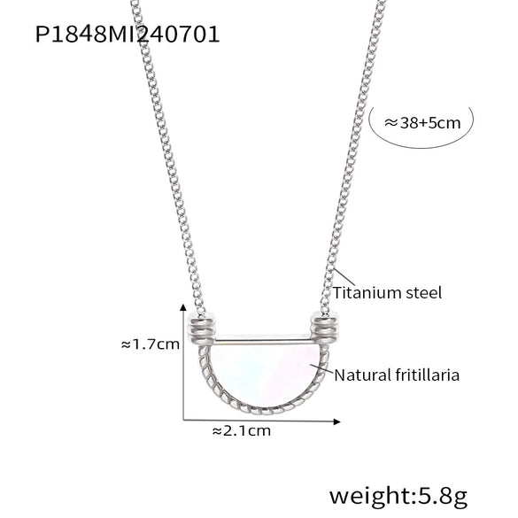 Wholesale Jewelry Semiround Lace Inlaid With White Shellfish Geometric 316L Stainless Steel Goldplated Necklace