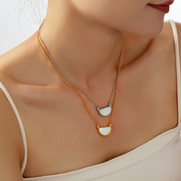 Wholesale Jewelry Semiround Lace Inlaid With White Shellfish Geometric 316L Stainless Steel Goldplated Necklace