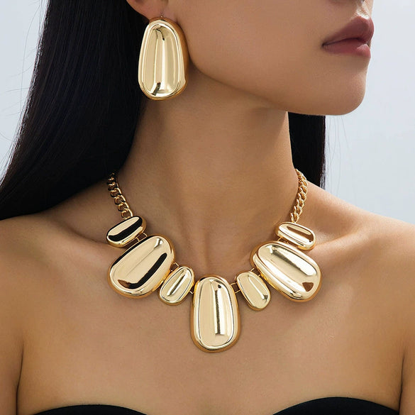 Wholesale Jewelry Set Exaggerated Water Drop Pendant Necklace Electroplated Alloy Geometric Pattern For Women