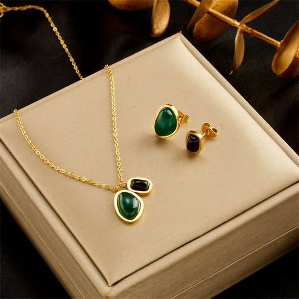Wholesale Jewelry Set Titanium Steel Mixed Gemstone Inlay Peacock Pendant Electroplated Box Chain For Women Fashion Retro Style