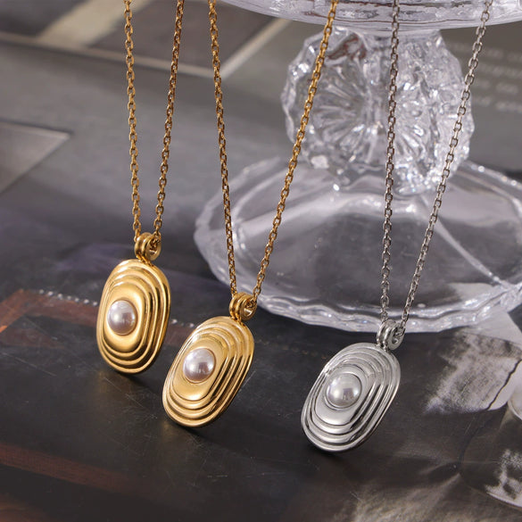 Wholesale Jewelry Simple Multilayer Threedimensional Square 316L Stainless Steel Pendant Necklace With Bead Inlay And Geometric Pattern Electroplated