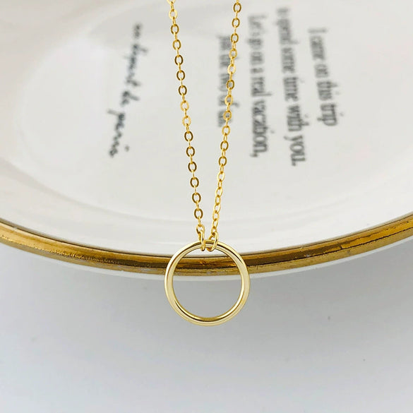 Wholesale Jewelry Simple Round Silver 925 Sterling Silver Pendant Necklace With Geometric Style And Electroplating For Women
