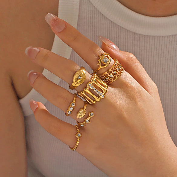 Wholesale Jewelry Simple Style Classic Style Round Eye 304 Stainless Steel Rhinestones 18K Gold Plated Plating Inlay Rings