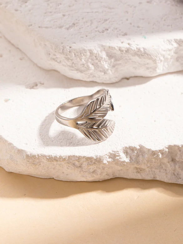 Wholesale Jewelry Simple Style Leaves Solid Color Butterfly Titanium Steel Open Rings