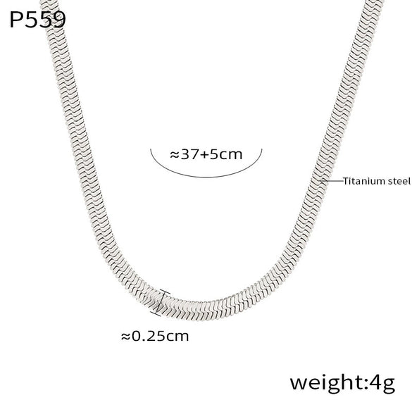 Wholesale Jewelry Simple Style 316L Stainless Steel Blade Chain Fourleaf Clover Inlaid Zircon Pendant Goldplated Necklace With Geometric Pattern