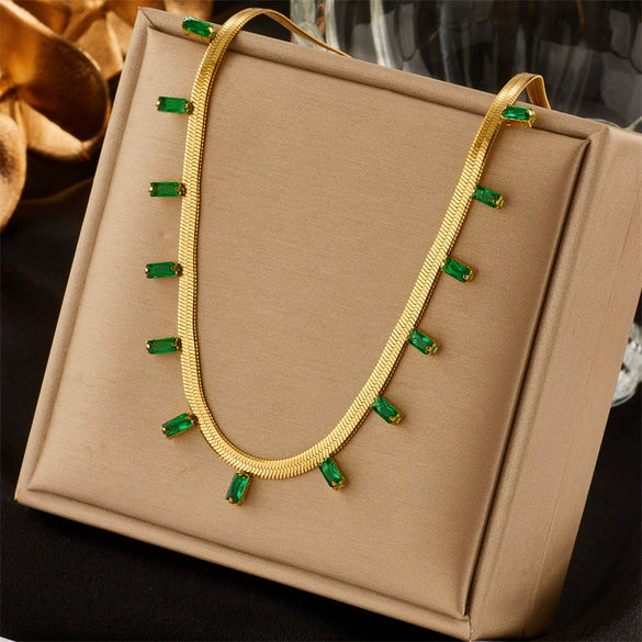 Wholesale Jewelry Simple Titanium Steel Geometric Snake Bone Chain Necklace With Green Diamond