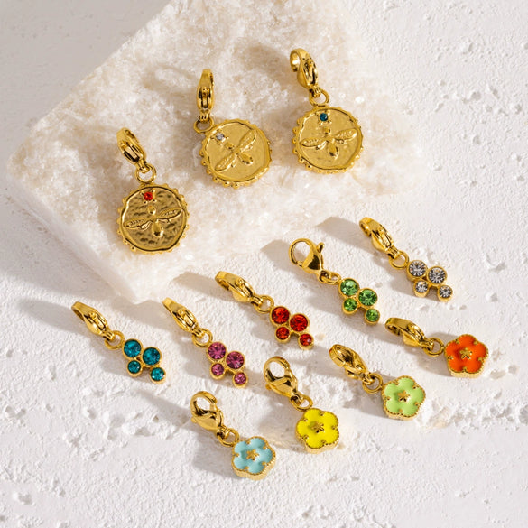 Wholesale Jewelry Small Flower Hanging Lobster Buckle Pendant Stainless Steel Dripping Oil Rhinestones Vacuum In Furnace