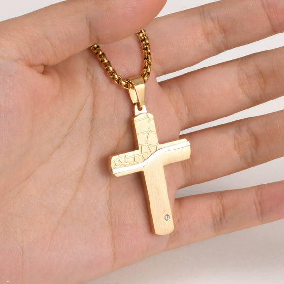 Wholesale Jewelry Stainless Steel Crack Cross Pendant Necklace For Men With Electroplating Fashion Style