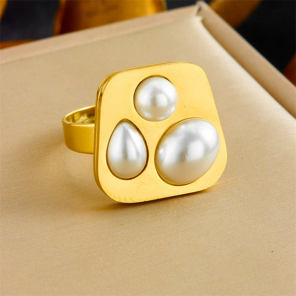 Wholesale Jewelry Stainless Steel Goldplated Irregular Geometric Pearl Pendant Threepiece Set For Women