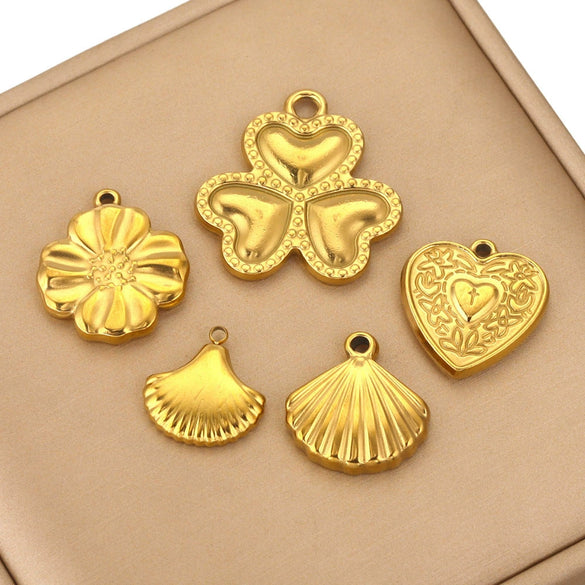 Wholesale Jewelry Stainless Steel Love Shell Flower Multishape Pendant Necklace With 18K Electroplating