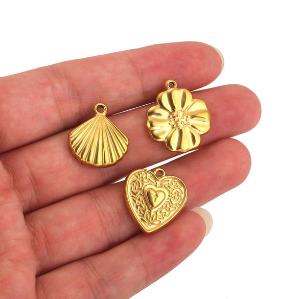 Wholesale Jewelry Stainless Steel Love Shell Flower Multishape Pendant Necklace With 18K Electroplating