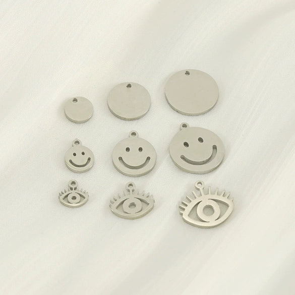 Wholesale Jewelry 316L Stainless Steel Smiley Face Pendant Necklace With 18K Gold Electroplating For Women