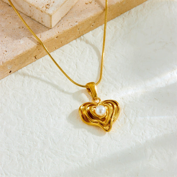 Wholesale Jewelry Stainless Steel Snake Bone Chain With Goldplated Irregular Heart Pearl Pendant
