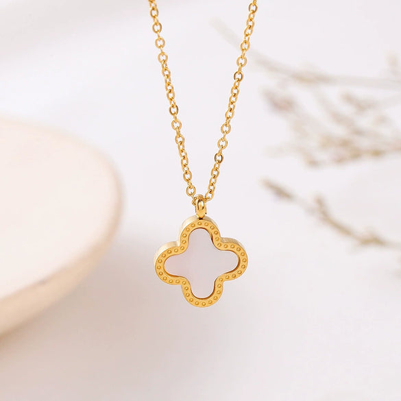 Wholesale Jewelry Titanium Steel Doublesided Flower Clover Fritillary Gold Inlaid Pendant Necklace For Women
