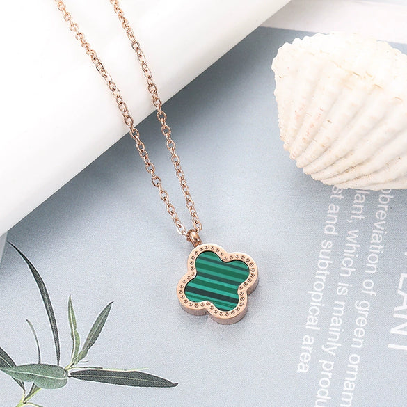 Wholesale Jewelry Titanium Steel Doublesided Flower Clover Fritillary Gold Inlaid Pendant Necklace For Women