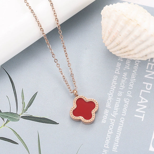 Wholesale Jewelry Titanium Steel Doublesided Flower Clover Fritillary Gold Inlaid Pendant Necklace For Women