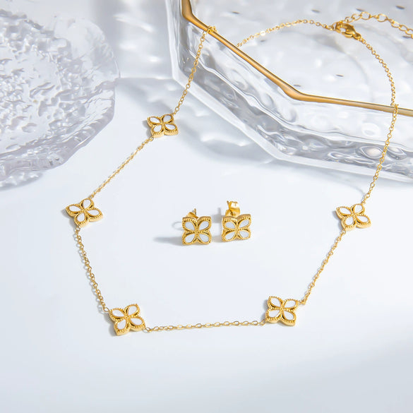 Wholesale Jewelry Titanium Steel Fourleaf Flower Light Luxury Electroplating Earrings And Necklace Set For Women