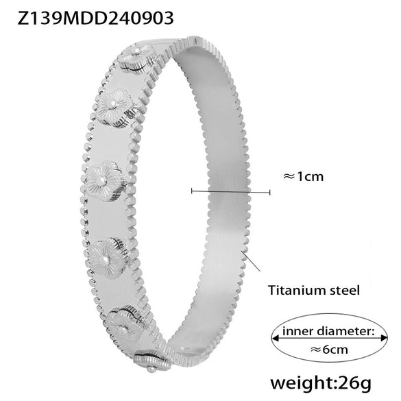 Wholesale Jewelry 316L Stainless Steel French Embossed Flower Bracelet And Kaleidoscope Ring Electroplated Fashion Style