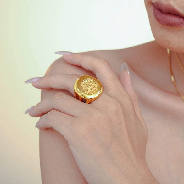 Wholesale Jewelry Titanium Steel Geometric Palm Pattern Pvd Goldplated Ring