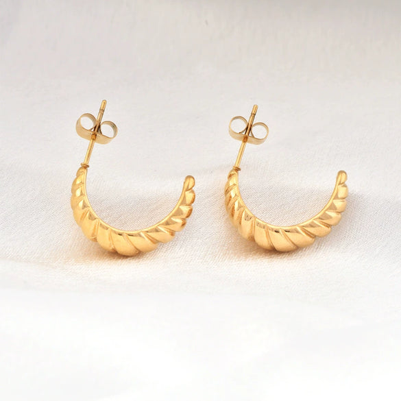 Wholesale Jewelry Titanium Steel Geometric Ushaped And Cshaped Electroplated Croissant Earrings For Women