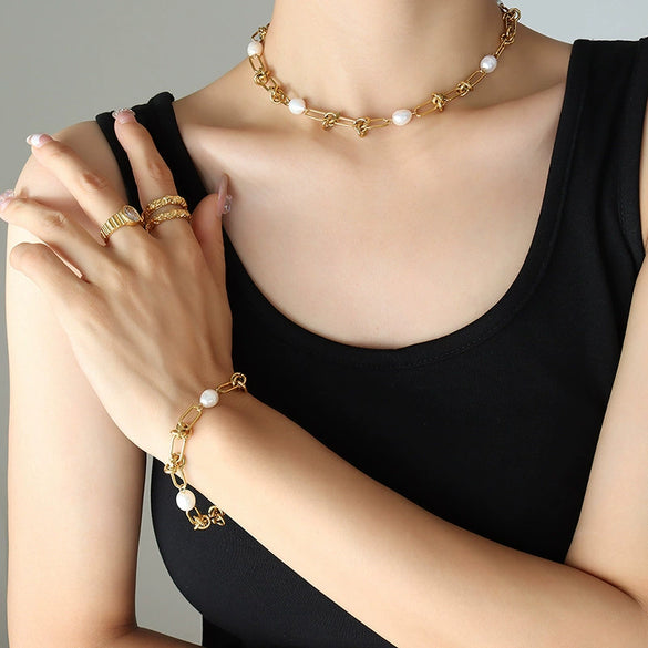 Wholesale Jewelry 316L Stainless Steel Gold Plated Retro Elegant Freshwater Pearl Kink Chain Necklace And Bracelet Set