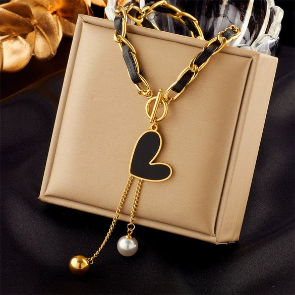 Wholesale Jewelry Titanium Steel Heart Shape Electroplated Love Ball Tassel Pendant Necklace For Women Cold Style