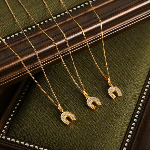 Wholesale Jewelry 316L Stainless Steel 18K Gold Plated Ushaped Diamond Pendant Necklace