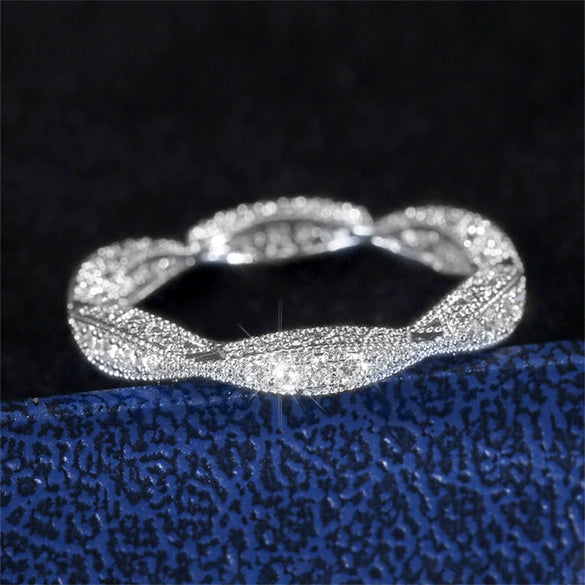 Wholesale Jewelry Unisex Hollow Carved Copper Ring With Geometric Design And Diamond Treatment
