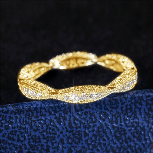 Wholesale Jewelry Unisex Hollow Carved Copper Ring With Geometric Design And Diamond Treatment