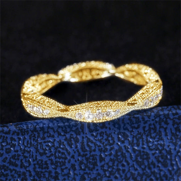 Wholesale Jewelry Unisex Hollow Carved Copper Ring With Geometric Design And Diamond Treatment
