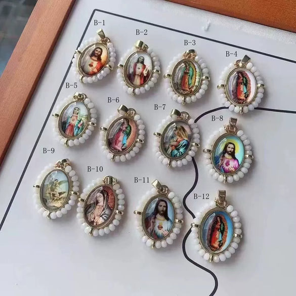 Wholesale Jewelry Vintage Crystal Beads Oval Copper Holy Father Pendant Accessories With Electroplating