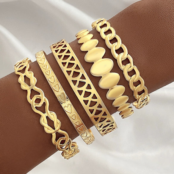 Wholesale Jewelry Vintage Hollow Cshaped Alloy Opening Bracelet For Women